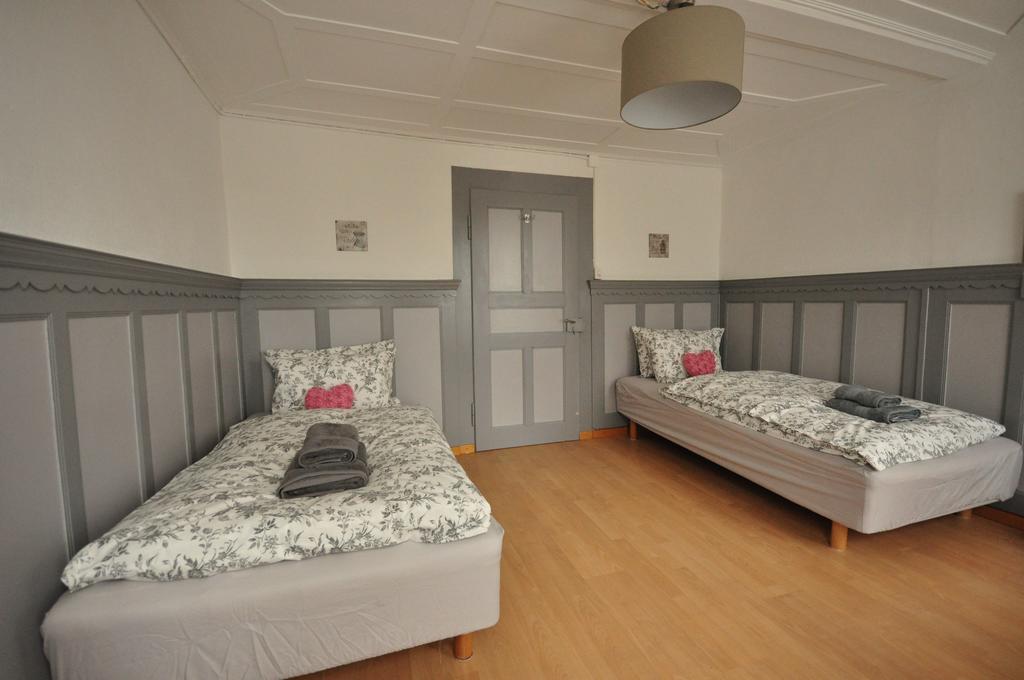 Townhouse II Sleeps 12 Guests Central อินเทอร์ลาเคน ภายนอก รูปภาพ